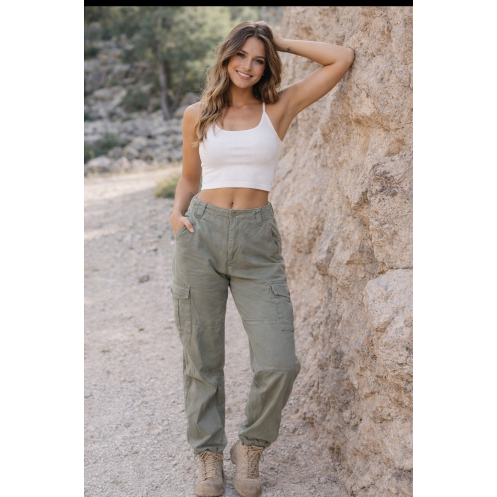 Women's Ardene Olive Green Cargo Joggers S